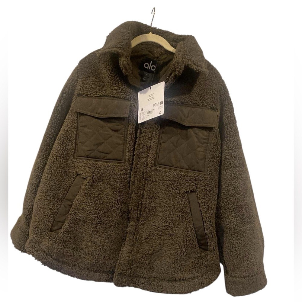 NWT Alo Yoga sherpa edge shacket ESPRESSO Size L - Picture 1 of 4